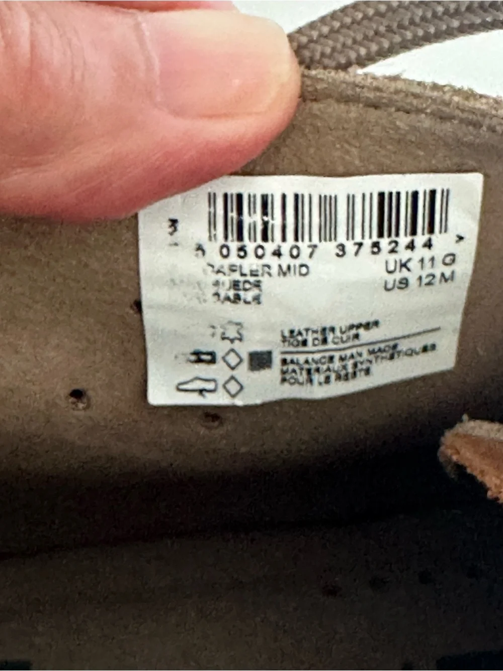 Clarks Shacrelite Mid Men’s 12M Beige Suede Chukka Boots Casual Lace Up Comfort